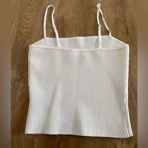 Aritzia Babaton Sculpt white tank - Picture 2 of 4